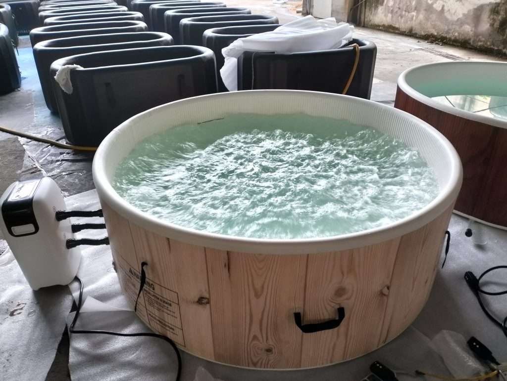 Why More People Are Choosing Inflatable Hot Tubs